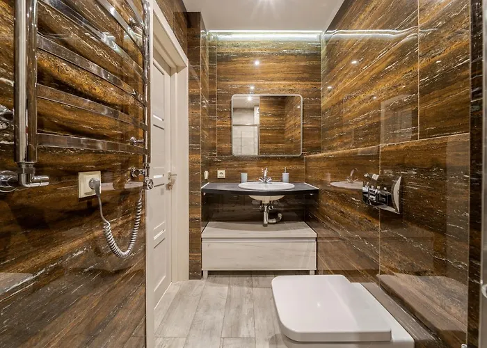 Inshiapartments On Hazova Str 2 شقة *